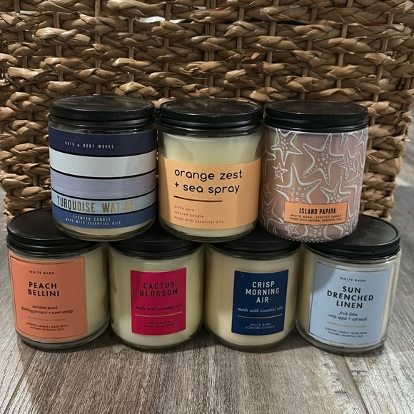 NWT Bath & Body Works White Barn Single Wick Candle - Picture 1 of 10